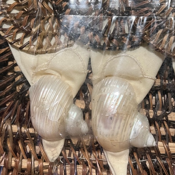 Vintage Tiki Coastal Place Settings for Six 24 Pieces Placements Napkin Rings - Picture 5 of 12